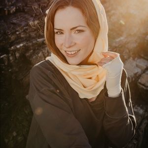 ANGELROX LOOP infinity scarf shawl hood - butter
